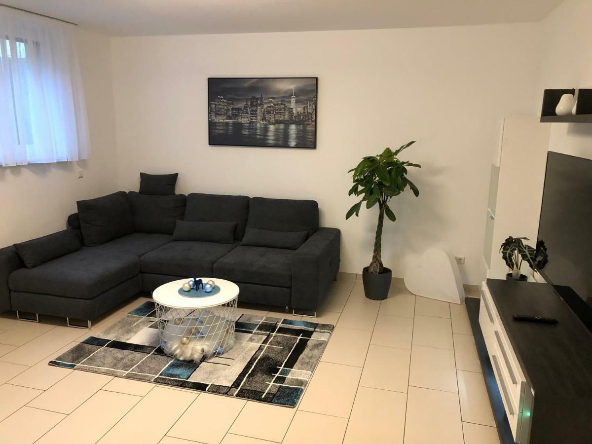 Ferienwohnung Holiday Home Mit Netflix 헤르볼츠하임 외부 사진